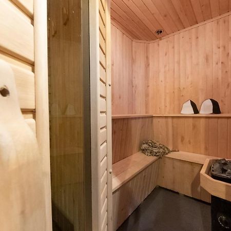 Apart Hotel On Zoloti Vorota 키예프 외부 사진
