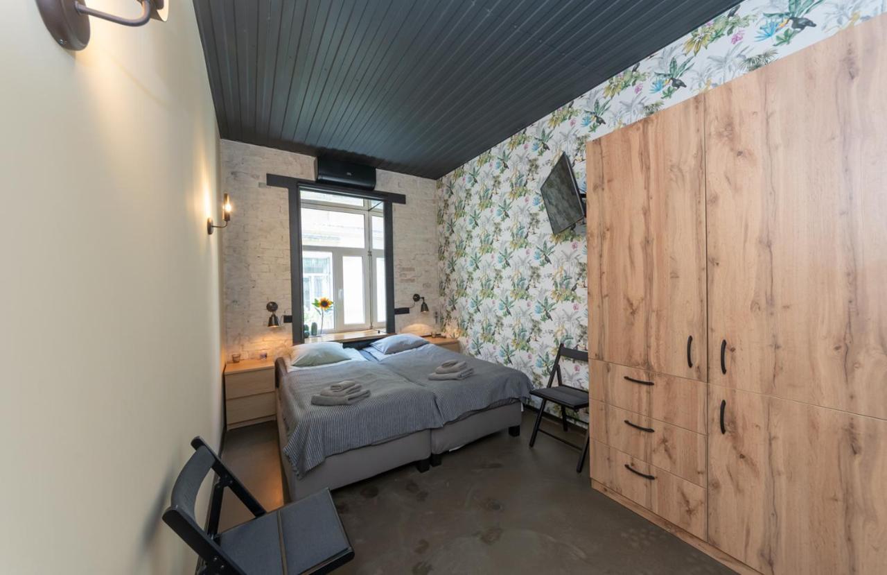 Apart Hotel On Zoloti Vorota 키예프 외부 사진