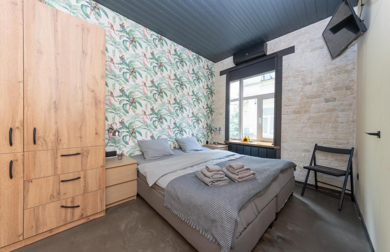 Apart Hotel On Zoloti Vorota 키예프 외부 사진