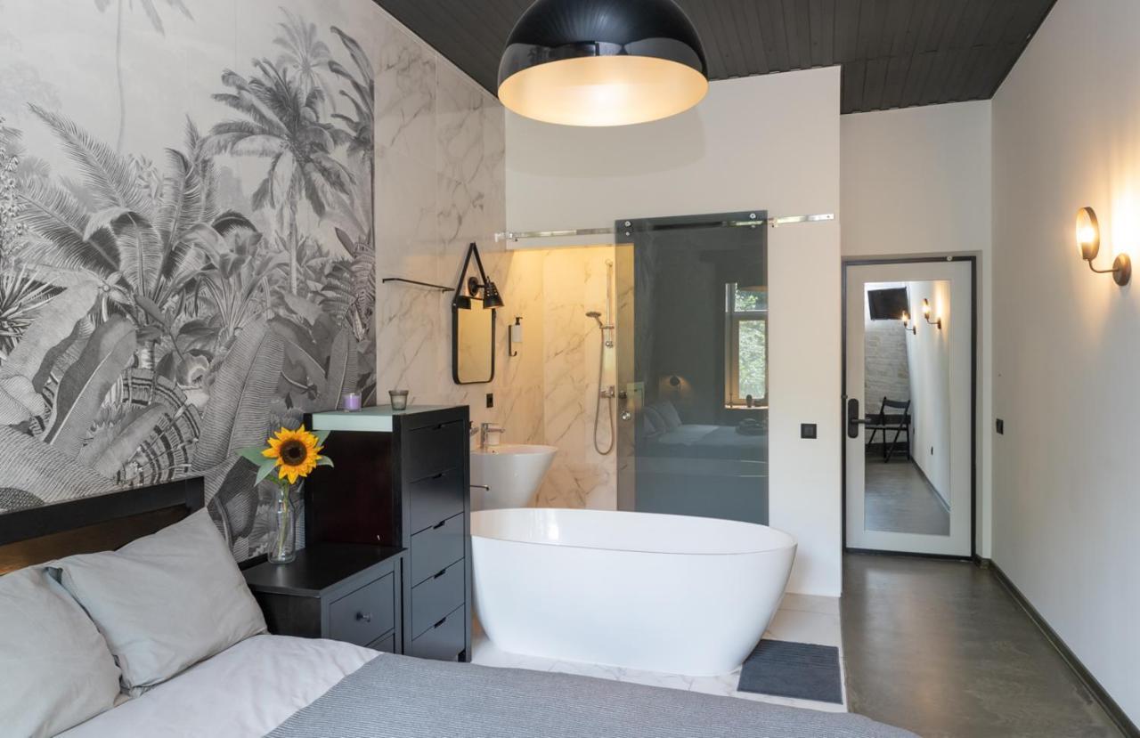 Apart Hotel On Zoloti Vorota 키예프 외부 사진