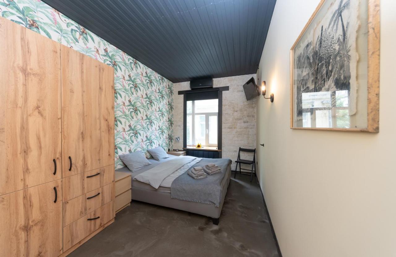 Apart Hotel On Zoloti Vorota 키예프 외부 사진